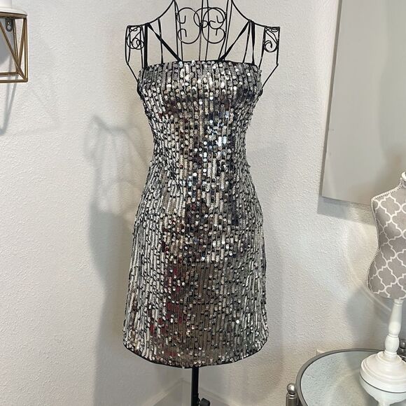 H&M black and silver Short Sequined Dress | size M | NWT - Picture 3 of 9